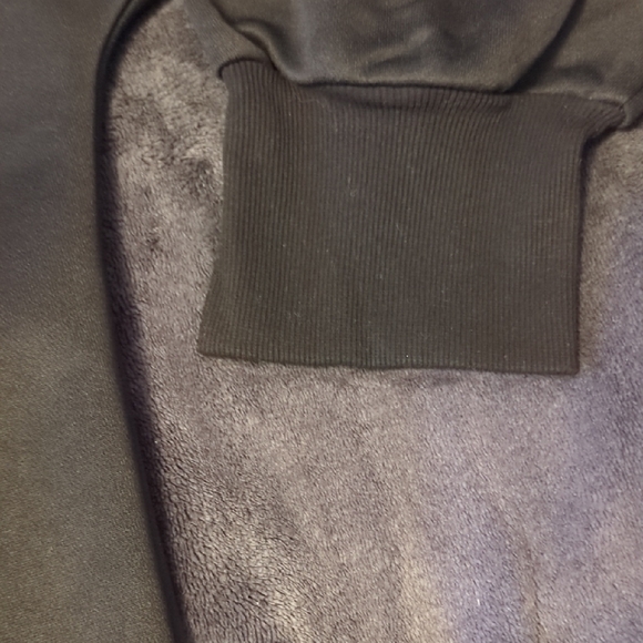 EYZH Black Long Sleeve Top - Picture 9 of 17